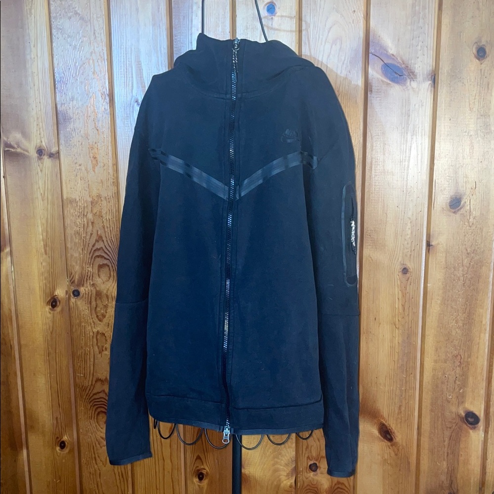 Nike Black hoodie large men’s active wear sports wear tech fleece jacket - Picture 2 of 8